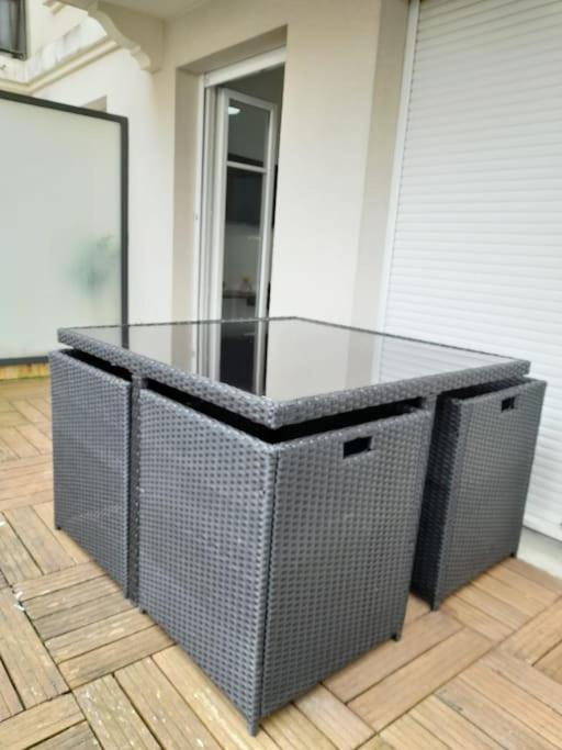 Appartement Studio - 1 Min Rer - 10Min Disney & 30 Min Paris - Free Parking & Wifi à Bussy-Saint-Georges Extérieur photo